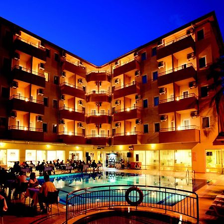 Helios Hotel Side Exterior foto